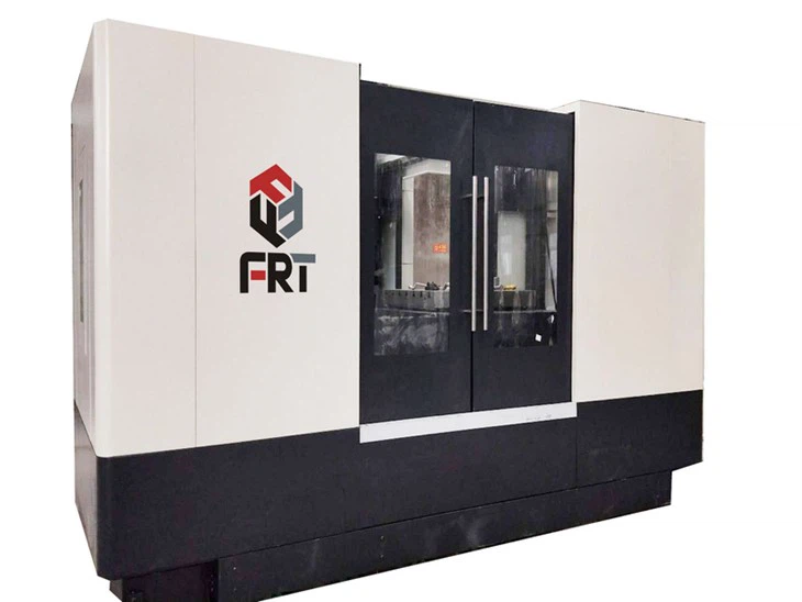 5-axis horisontaalne   mehaaniline töötlemine   keskus