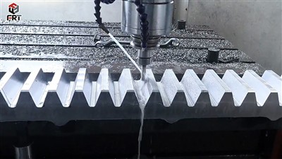 Kuidas näitab CNC punkri jahvatusmasin töötlemise ajal piisavat jäikust?